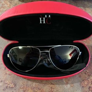 Carolina Herrera aviators and glasses case
